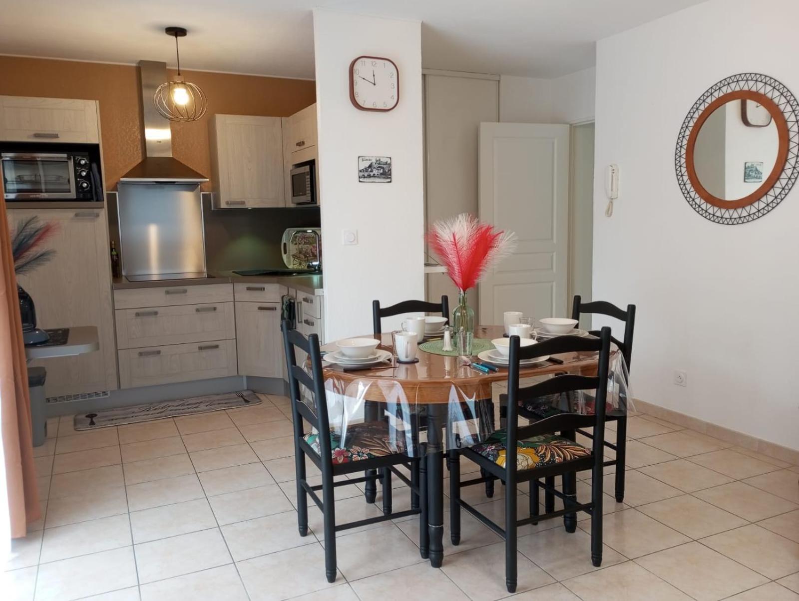 L'etoile Biterroise - 2 A 6 Personnes - Rez De Chaussee Avec Balcon - Piscine Exterieur Apartment Beziers